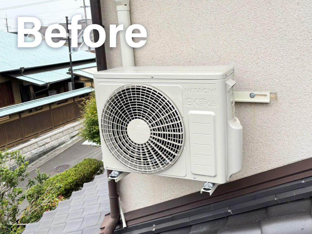 エアコン室外機壁掛け工事 施工前。劣化した壁掛けエアコン室外機 愛媛県松山市田川電工の施工事例